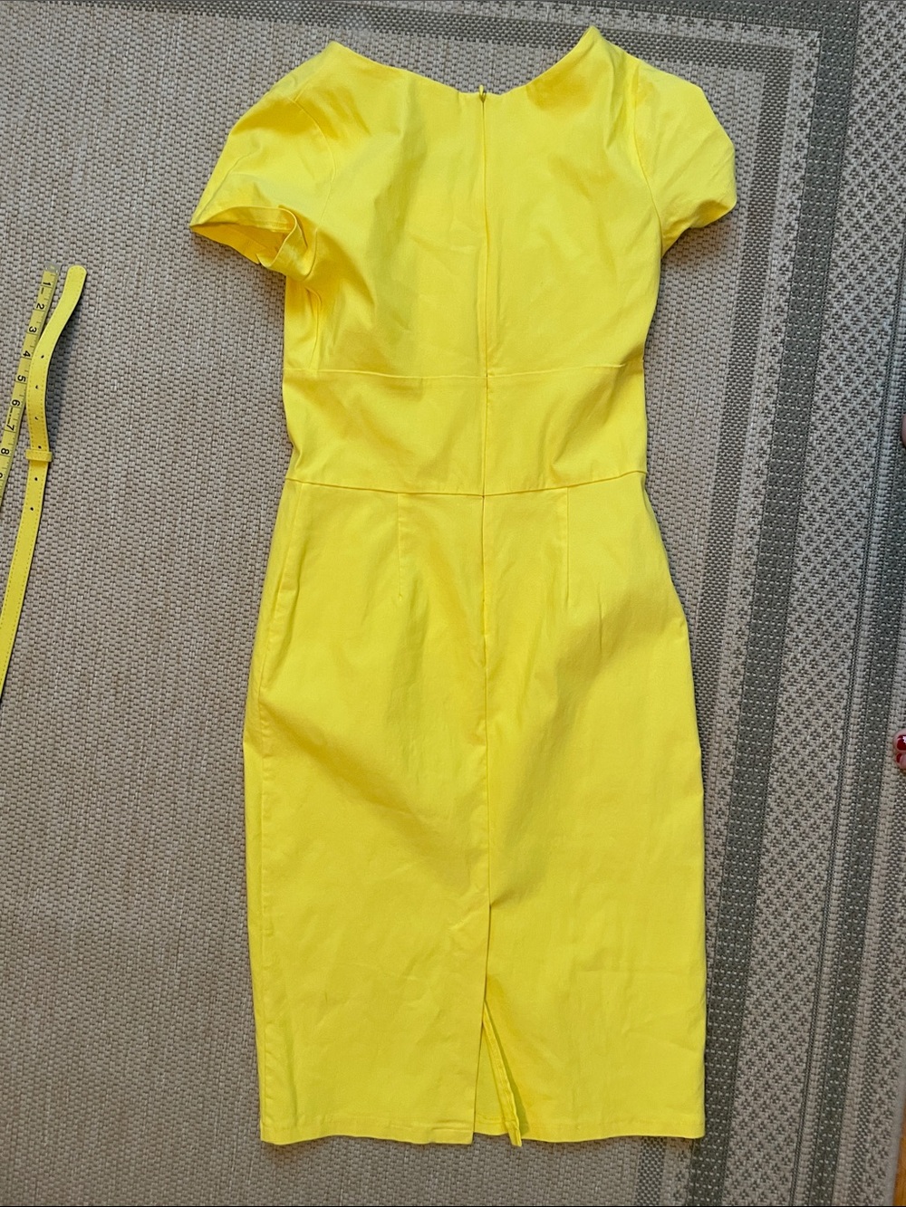 MEXXU Yellow Pleated Midi Sheath Dress - Picture 7 of 7